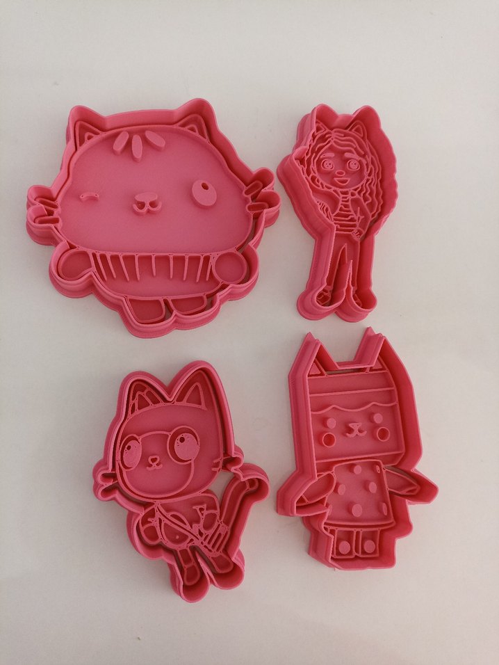 Renkli Pembe Karakter Kurabiye Kalıpları - Görsel 2