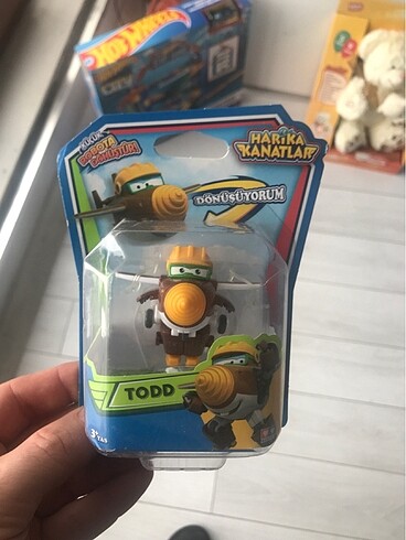 Dönüşebilen Harika Kanatlar Todd