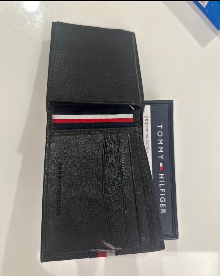 Tommy Hilfiger Erkek Siyah Deri Cüzdan - Görsel 3