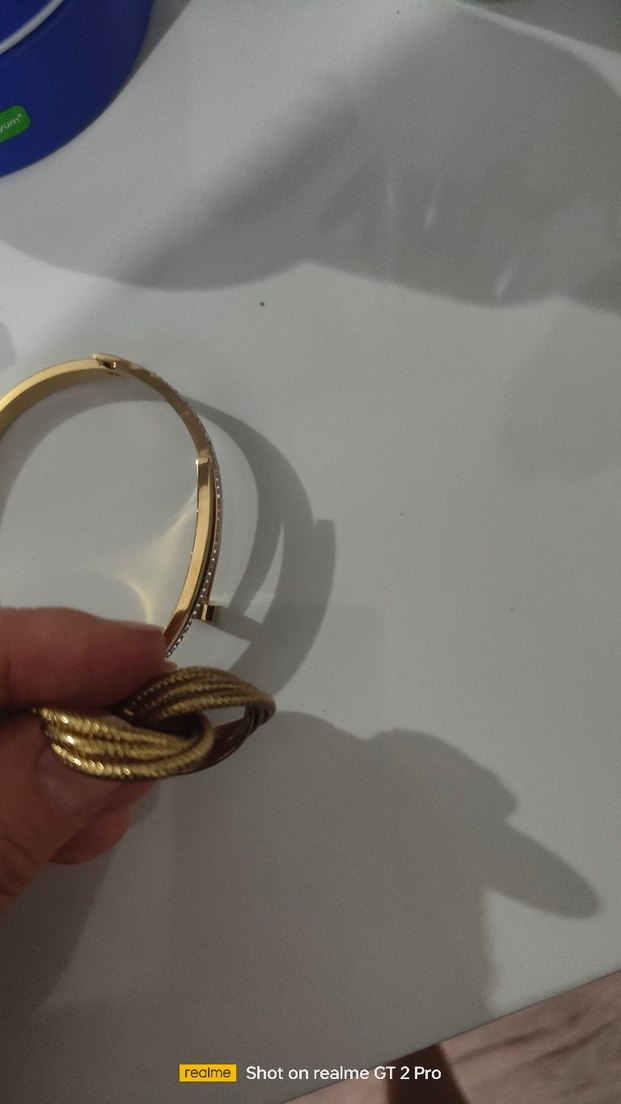 Altın Renkli Minimalist Tokalı Bileklik - Görsel 2