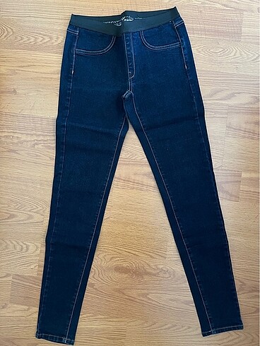 Mango Jean Tayt