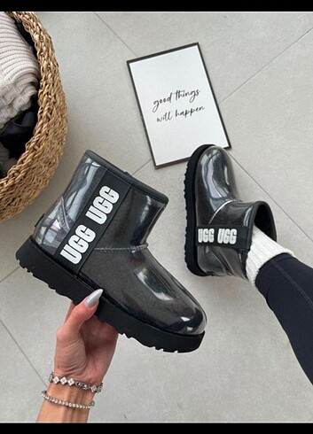 Ugg mini clear black 