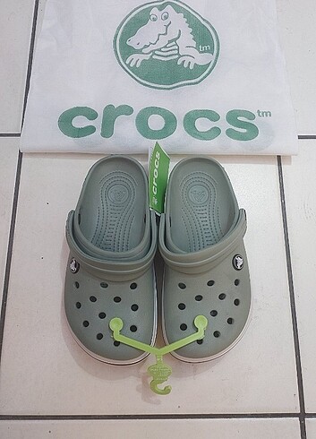 İthal crocs marka temsilidir 