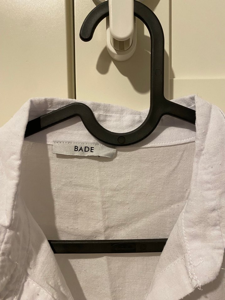 Düğmeli Beyaz Keten Kadın Gömlek - Görsel 3