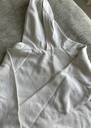 Beyaz Kapüşonlu Sweatshirt