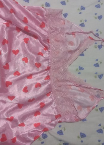 Pembe Kalp Desenli İp Askılı saten üst