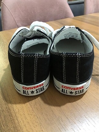 Siyah Converse