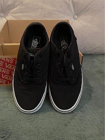 Vans Atwood