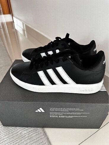 39 Beden Adidas spor ayakkabı