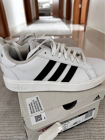 Adidas spor ayakkabı