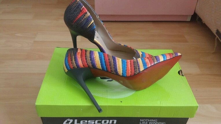 renkli stiletto