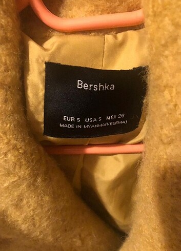 s Beden çeşitli Renk Bershka muhteşem kabanı 