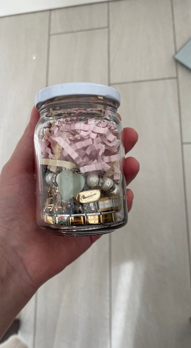 Gizemli takı kavanozu - Görsel 2