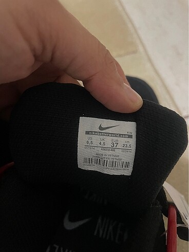37 Beden siyah Renk Nike air jordan 4 retro 37 numara