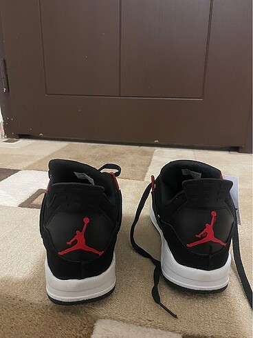 37 Beden Nike air jordan 4 retro 37 numara