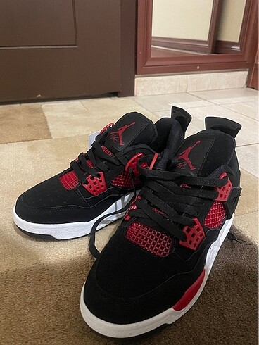 Nike Nike air jordan 4 retro 37 numara
