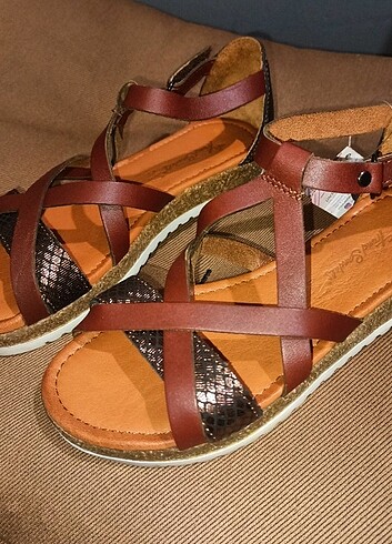 Hakiki deri sandalet 30no