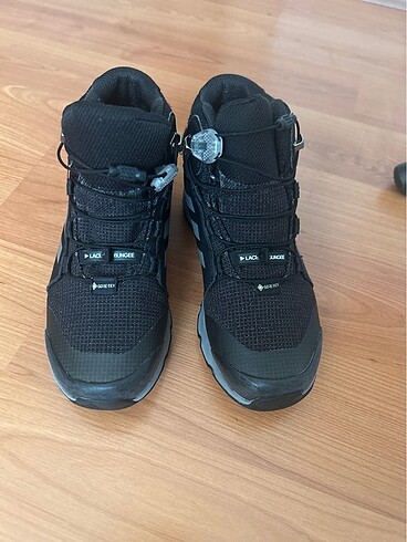 Adidas Terrex/ göre-tez su geçirmez çocuk bot