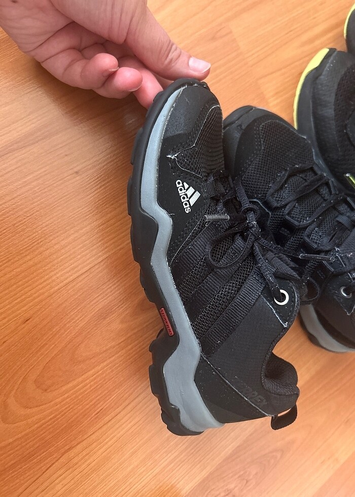 Skechers ve Adidas 31-31.5 ayakkabı - Görsel 2