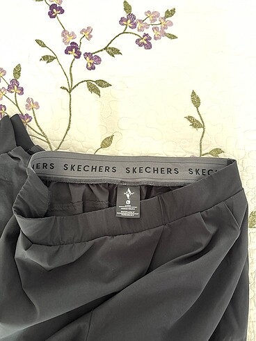l Beden Skechers paraşüt kumaş eşofman altı