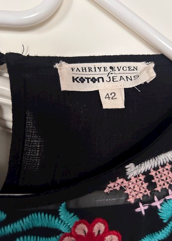 Nakışlı, Fırfırlı Siyah Bohem Bluz - Görsel 3