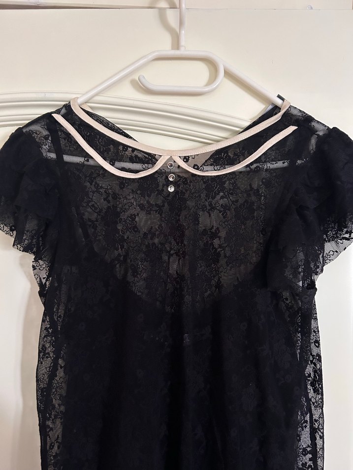 Dantel Detaylı Siyah Bluz - Görsel 2