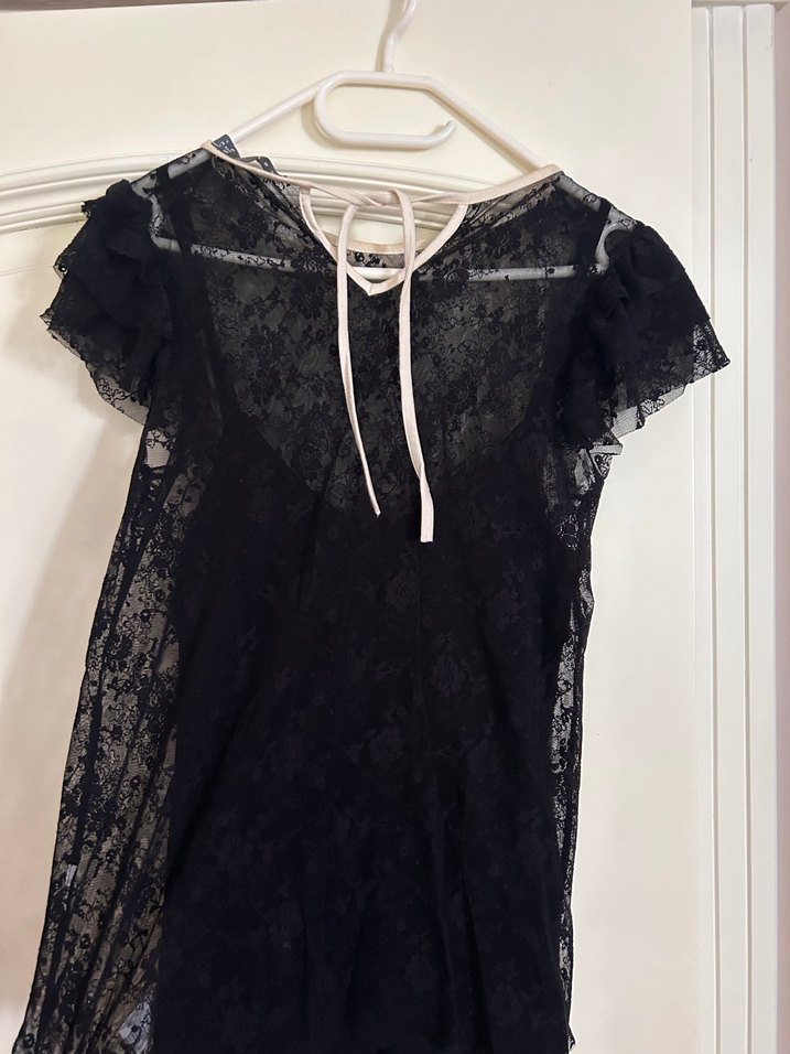 Dantel Detaylı Siyah Bluz - Görsel 3