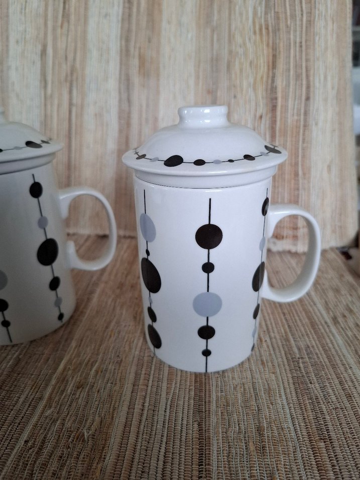 Kapaklı süzgeçli bitki çayı kupası - Görsel 2