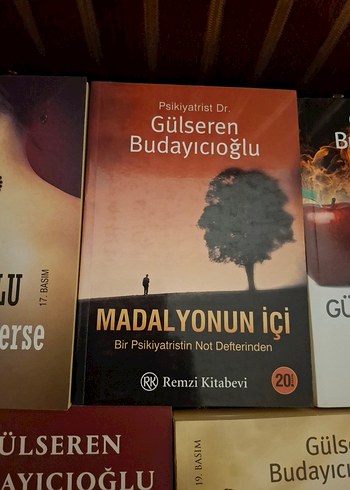  Beden Renk Gülseren Budayıcıoğlu Kitap Seti - 5 Kitap ve Elif Şafak 2 kitap