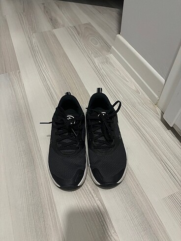 Nike Orjınal Nike spor ayakkabı