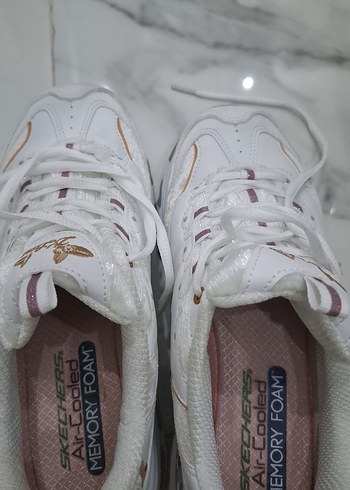 Skechers d lites 39 no 1 kez denendi kusursuz - Görsel 4