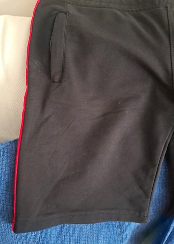 Bayan Siyah Kırmızı Fermuarlı Şort - Görsel 2