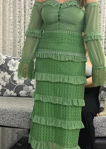 Yeşil Fırfırlı Straplez Uzun Elbise - Görsel 4