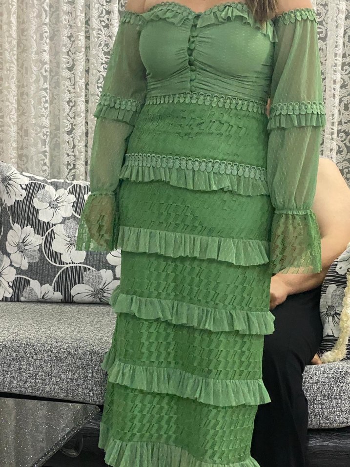 Yeşil Fırfırlı Straplez Uzun Elbise - Görsel 2