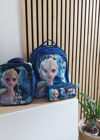 Renkli Mavi Elsa Okul Çantası Seti