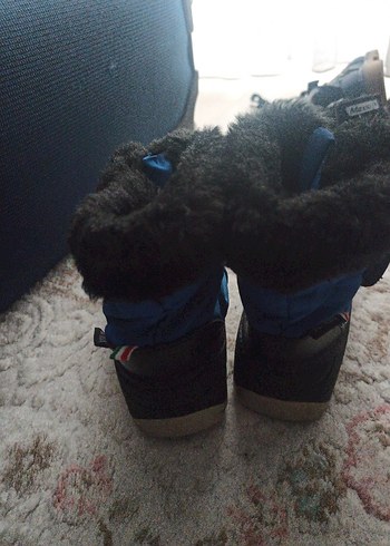 Erkek Çocuk Mavi Kürklü Bot - Görsel 3