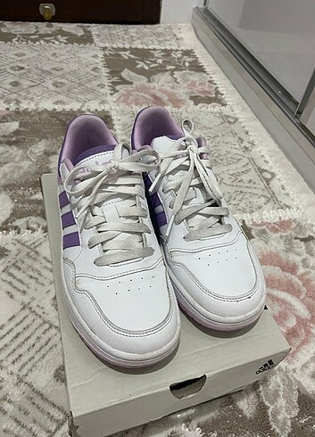 Adidas spor ayakkabı 