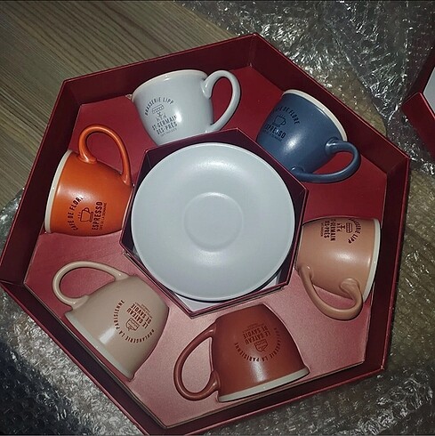 Beden çeşitli Renk Madame coco kahve fincan takımı