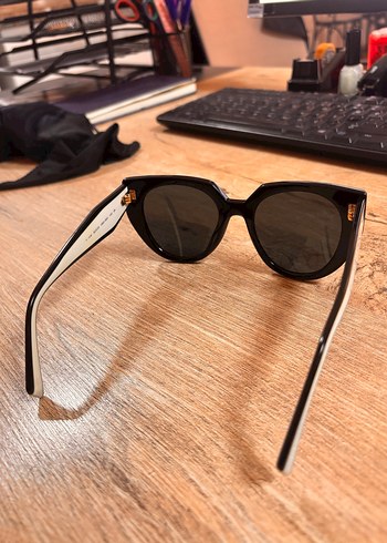 Prada Kadın Güneş Gözlüğü - Görsel 7