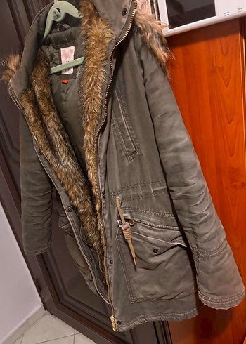 Kürklü yeşil parka - Görsel 3