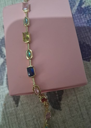 Renkli Taşlı Zincir Detaylı Kadın Bileklik - Görsel 4