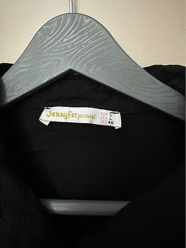 Siyah gömlek. - Görsel 3