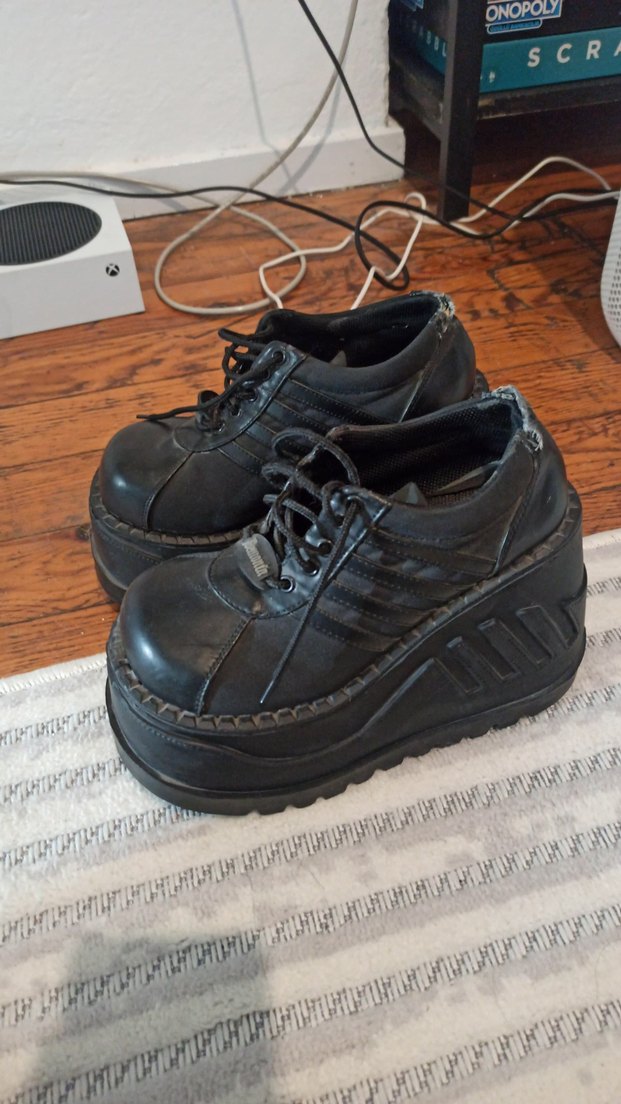 Demonia Stomp-08 Platform Gothic Ayakkabı - Görsel 3