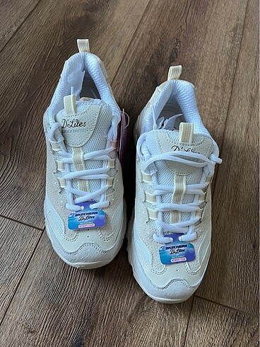 Skechers Almadan önce iletişime geçin lütfen 101