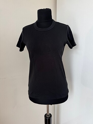 Uniqlo Almadan önce iletişime geçin lütfen 131