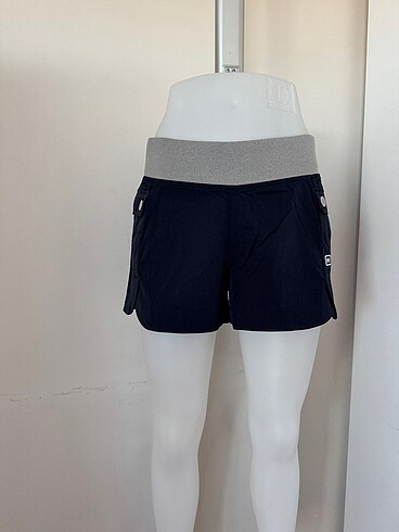 Helly Hansen Almadan önce iletişime geçin lütfen