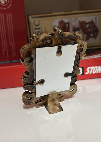 Ikea Altın ve Gri Detaylı Dekoratif Çerçeveler