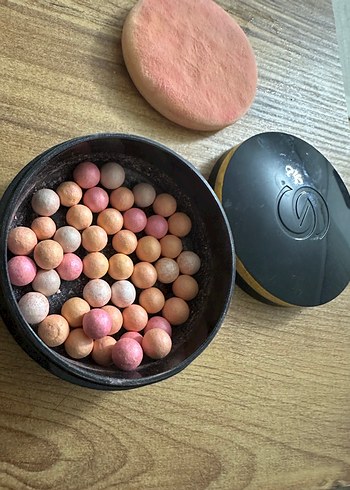 Bej ve Pastel Tonlarda Allık Boncukları - Görsel 3