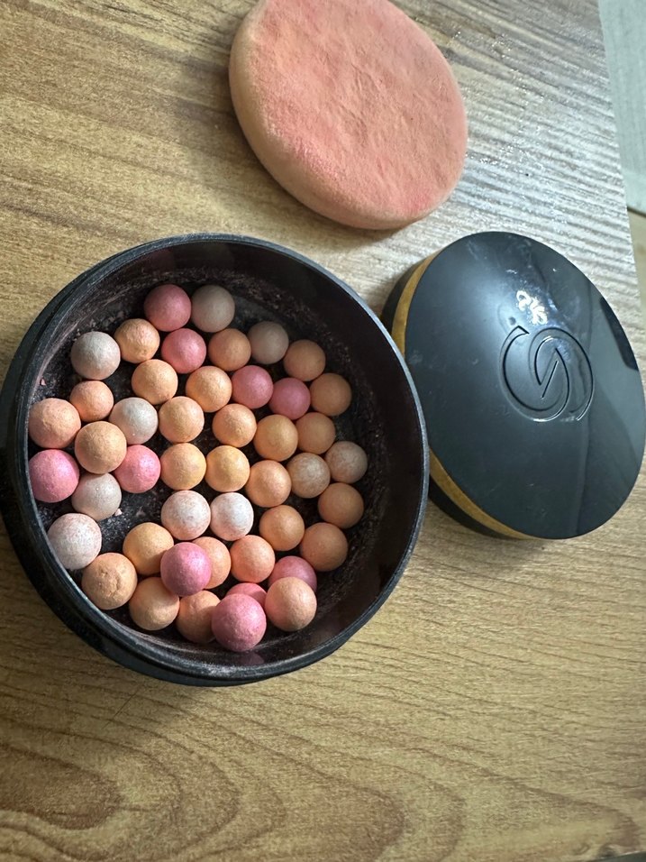 Bej ve Pastel Tonlarda Allık Boncukları - Görsel 3