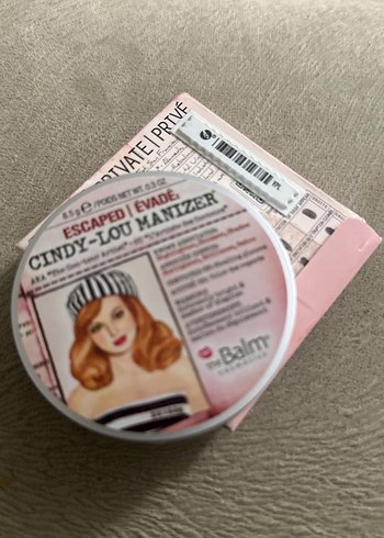 Bej Pastel Cindy-Lou Manizer Kapatıcı ve Aydınlatıcı - Görsel 4